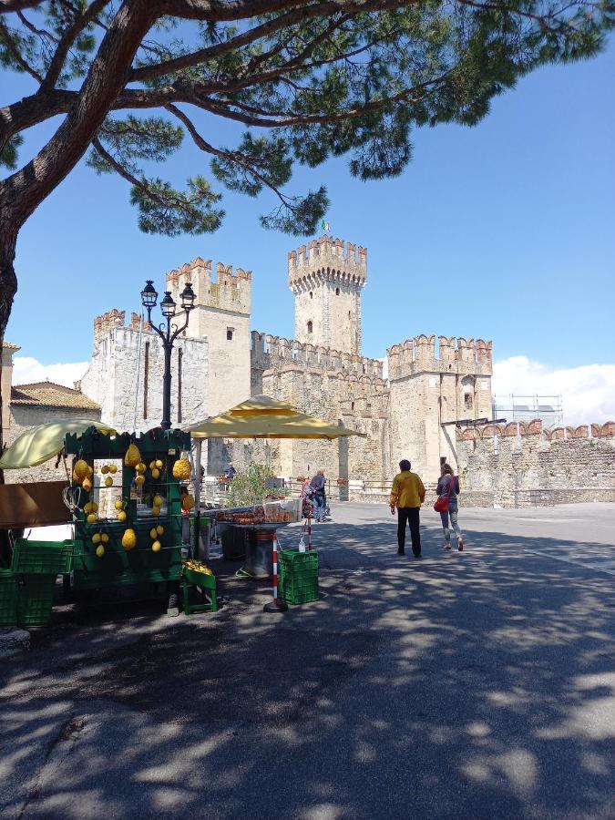 Villa Il Nido Della Civetta Sirmione Exterior foto